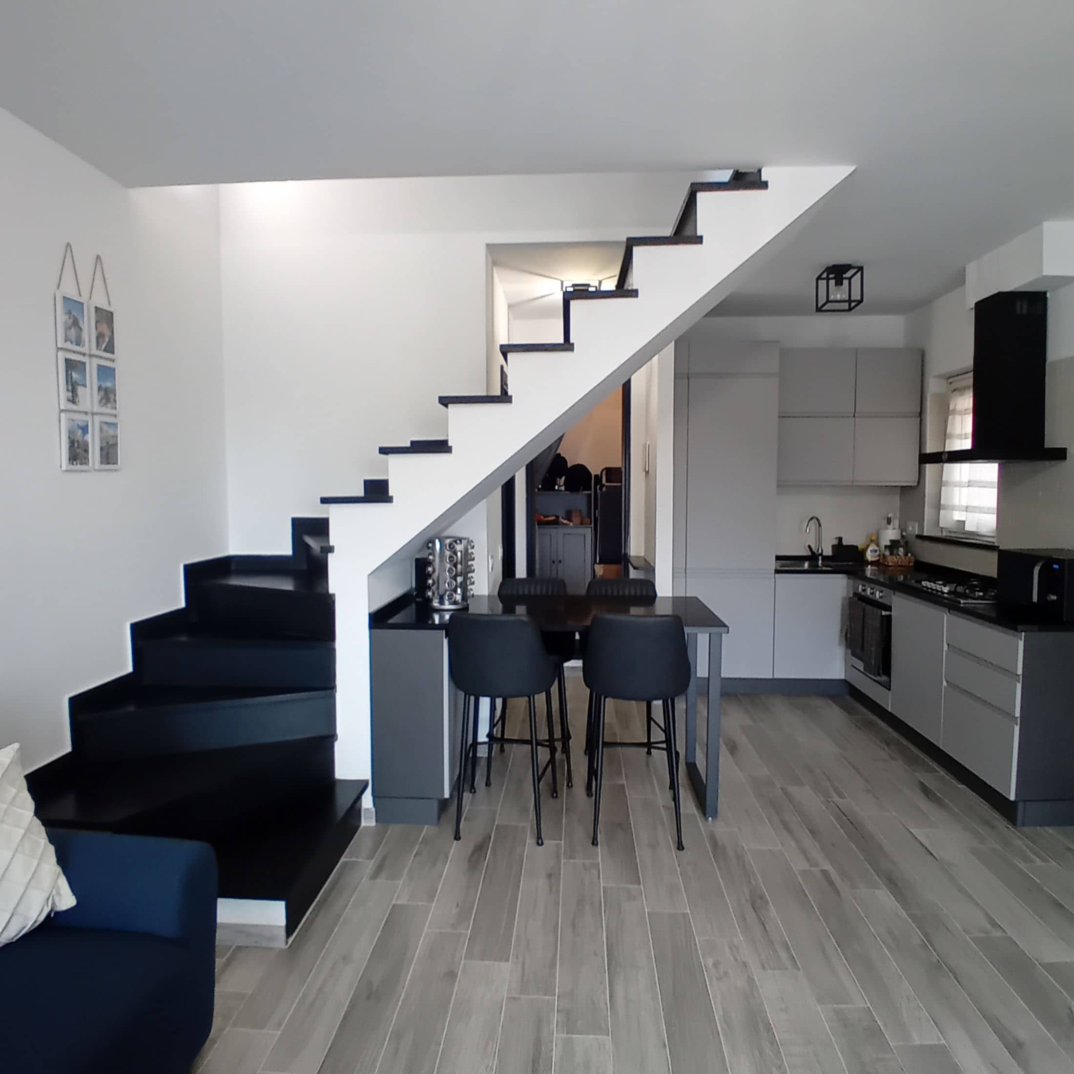 apt-3006-032