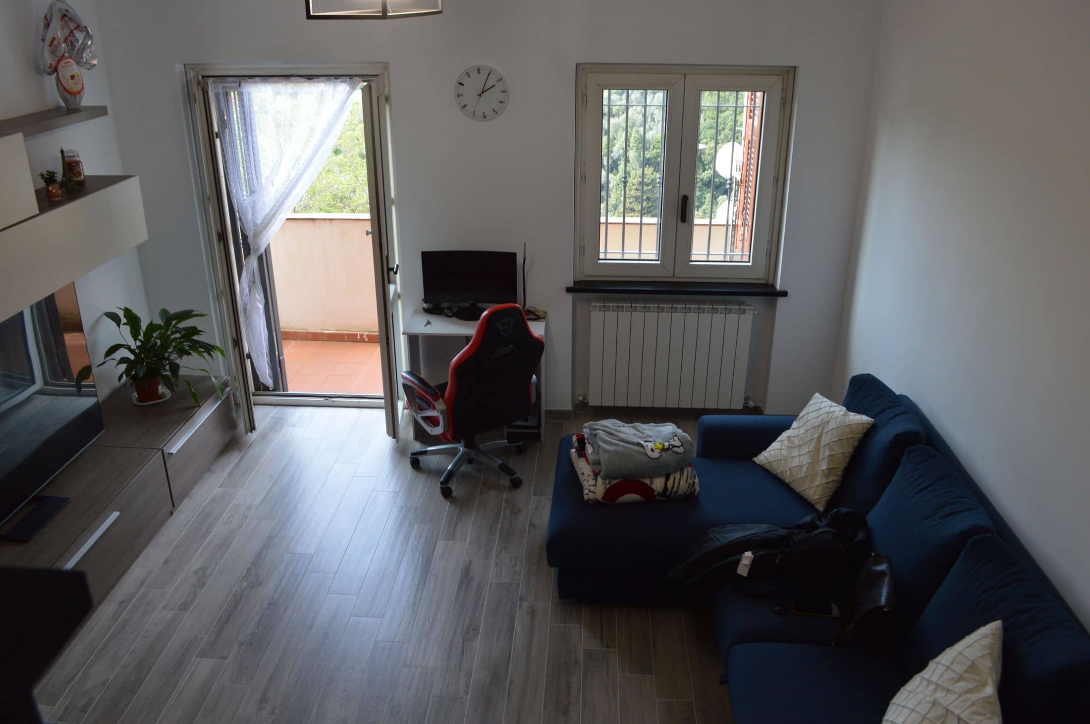 apt-3006-044