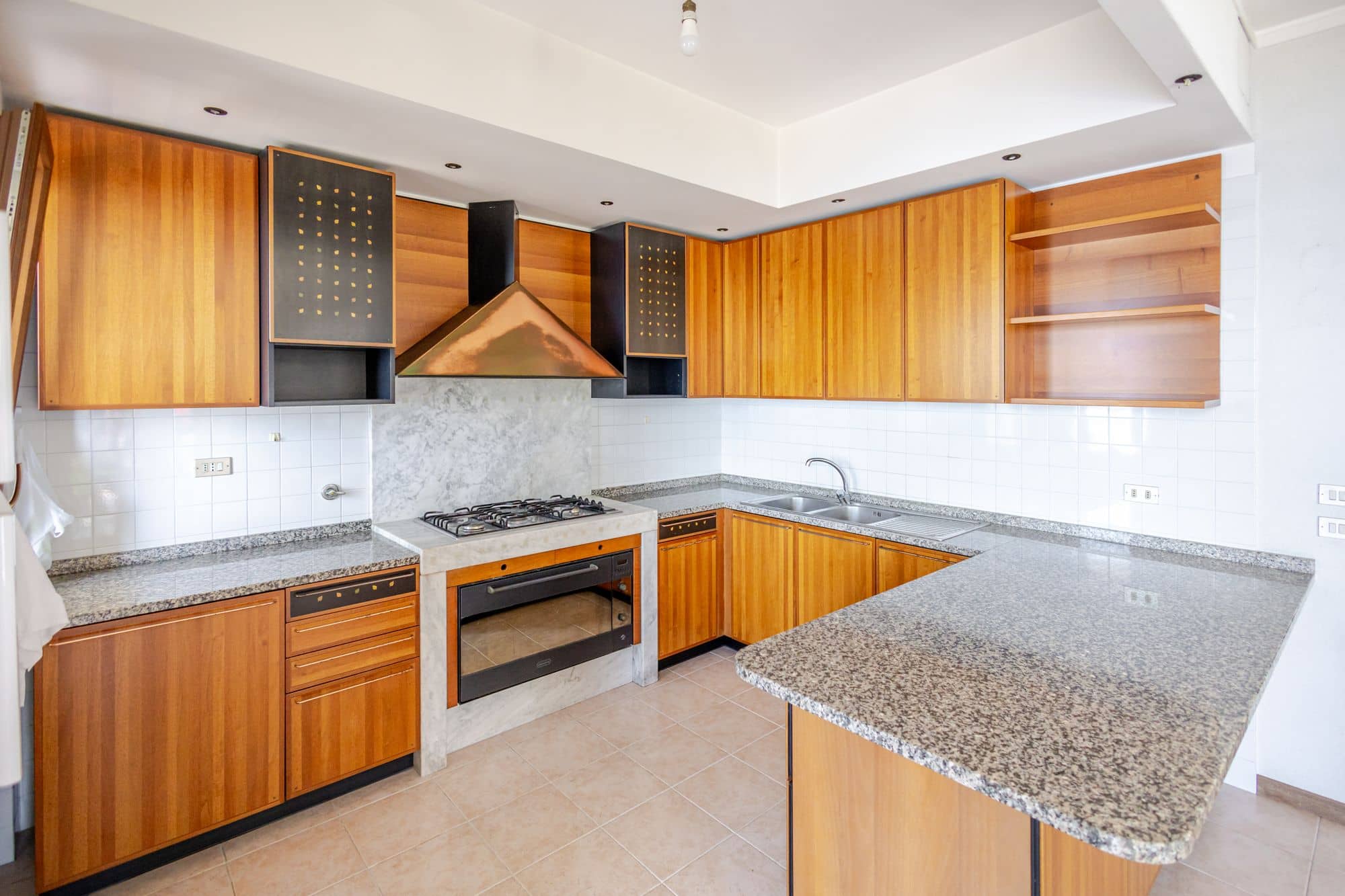 appartamento-via-filippo-da-recco-giugno-2026-interni-(36)